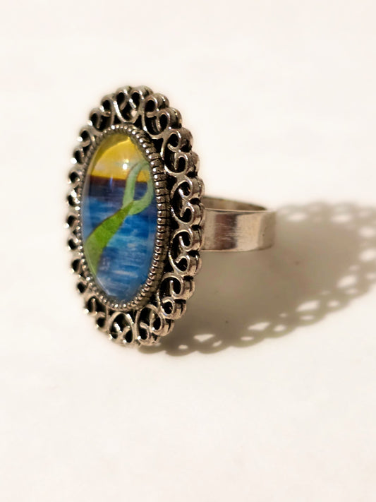 Handmade Mermaid Tail Sunset Ring – Antique Silver Filigree Statement Ring, Oceanic Fine Art Glass Cabochon Jewelry